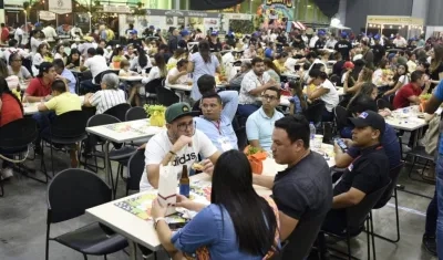 Asistentes disfrutando de Sabor Barranquilla 2019.