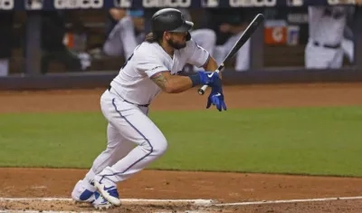 Jorge Alfaro, tras conectar el cuadrangular. 