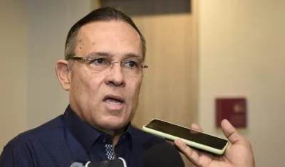 Efraín Cepeda, Senado.