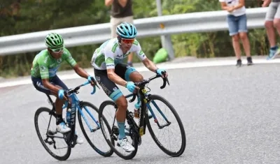 Nairo Quintana y Miguel Ángel López en la etapa. 