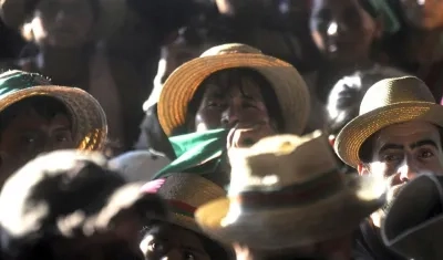 Indígenas en confinamiento por ataque de grupos armados.