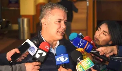 El Presidente Iván Duque, en diálogo con medios de comunicación está noche en Florencia.