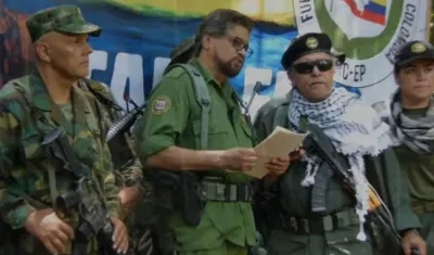 'El Paisa' (izquierda) y 'Jesús Santrich' (derecha).