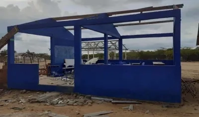 Destrozos causados por el tornado.