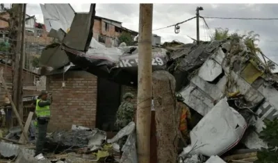 Así quedó la avioneta tras el accidente.