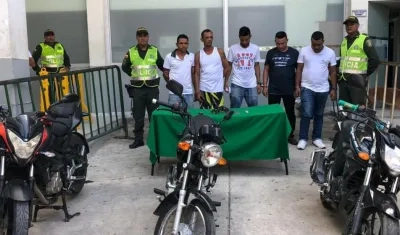 Los capturados en la URI de la Fiscalía.