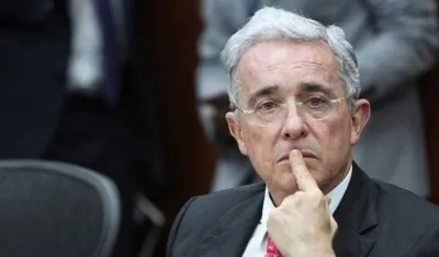 El senador Álvaro Uribe Vélez.