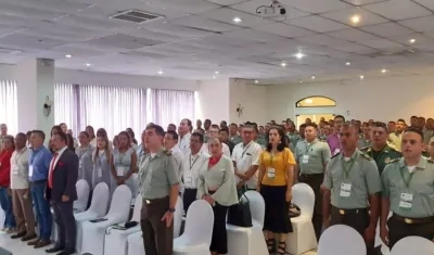 Asistentes al conversatorio.