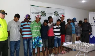 Los capturados por la Policía del Atlántico.