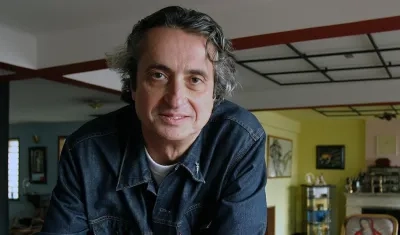 El cineasta colombiano Luis Ospina.