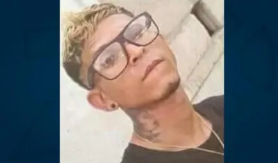 Adan Yuset Lozano Ortiz.