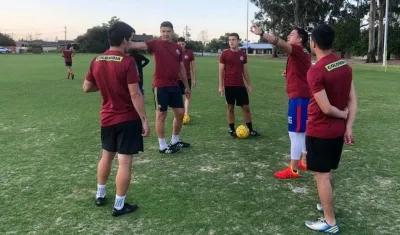 Jugadores de Colombia, en el último entrenamientos antes del debut.
