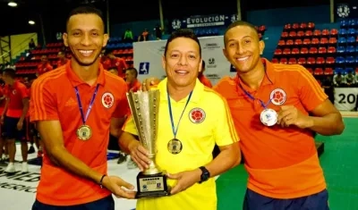 Brayan Güette, Roberto Bruno y Adrián Ángulo, pertenecientes al Independiente Barranquilla. 