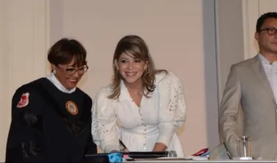 Virna Johnson se posesionó en la noche de este miércoles primero de enero.