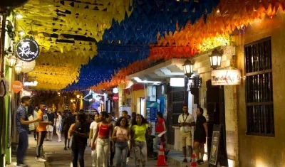 Una de las pintorescas calles del histórico barrio Getsemaní.