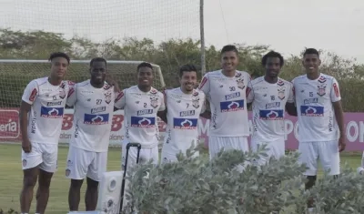 Los nuevos refuerzos durante el entrenamiento.
