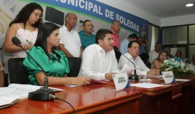 El Alcalde Rodolfo Ucrós durante la instalación de las sesiones del Concejo.