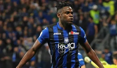 El delantero colombiano Duván Zapata.