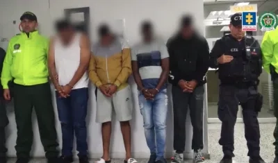 Los cuatro capturados.