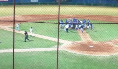 Celebración de Vaqueros tras el final del juego.
