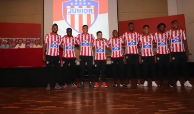 Los nueve refuerzos de Junior.