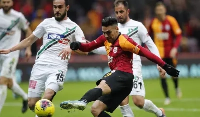 Falcao García en la acción de gol. 