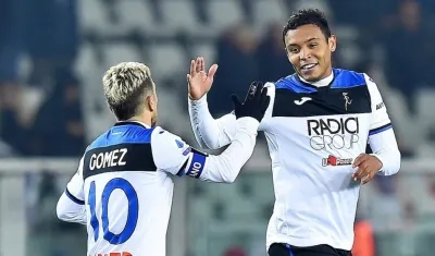 Luis Muriel celebrando su gol 