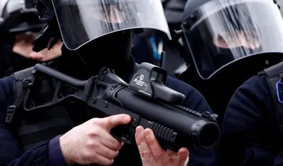 El uso de esas granadas había sido especialmente criticado por los abogados que representaban a algunas víctimas, una de las cuales llegó a perder una mano.