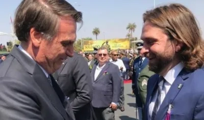 Jair Bolsonaro y el viceministro Vicenti Santini.