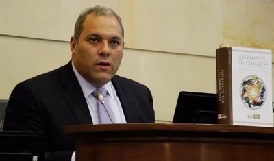 José David Name Cardozo, senador.