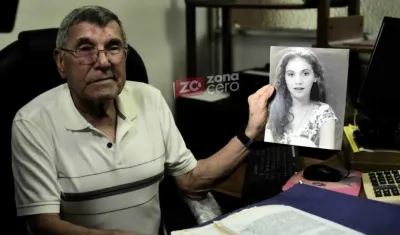 Martin Mestre nuestra la foto de su hija Nancy Mestre