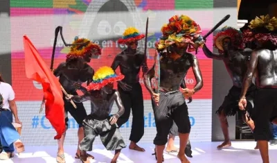 Son de Negro durante lanzamiento del Carnaval del Atlántico.