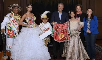 Reina del Carnaval y Rey Momo nombran al Presidente Duque, ‘Gran Caporal’