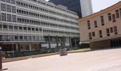 Centro Cívico y Centro de Servicio Judicial de Barranquilla. 