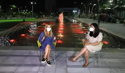 La Gobernadora Elsa Noguera y la Secretaria de Infraestructura Nury Logreira presentando el plan.