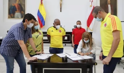 La gobernadora Elsa Noguera en la Asamblea Departamental. 