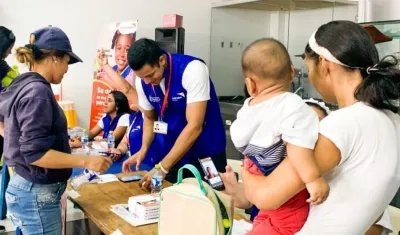 Misión del Programa Mundial de Alimentos de la ONU, en trabajo de campo.