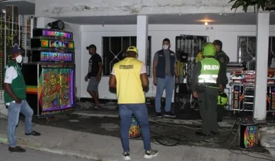 Fiesta con picó a bordo.