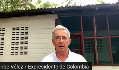 Expresidente Álvaro Uribe rompió su silencio tras la libertad concedida por una juez.