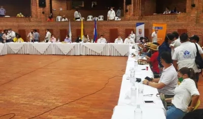 Reunión de Minga indígena con el alto gobierno.