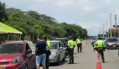 Operativos de control en la Vía al Mar durante el fin de semana.