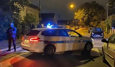 Calle en Eragny-sur-Oise en Francia.