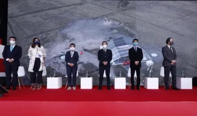 En Bosa, la Alcaldía firmó el inicio de la construcción de la primera línea del Metro de Bogotá.