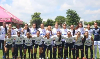 Jugadoras de las 'Tiburonas'.