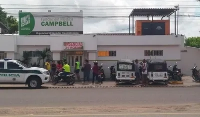 El joven falleció cuando recibía atención médica en la Clínica Campbell de Malambo. 