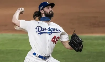 Tony Gonsolin, lanzador de los Dodgers. 
