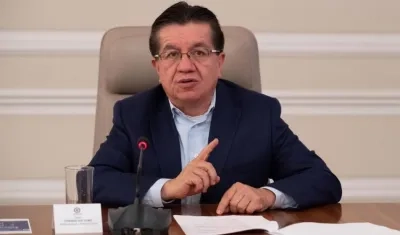 El Ministro de Salud, Fernando Ruiz.