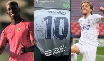 La camiseta que dejó en firme la amistad de los dos jugadores. 