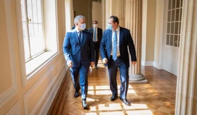 Presidente de Colombia, Iván Duque, y presidente del  CAF, Luis Carranza.