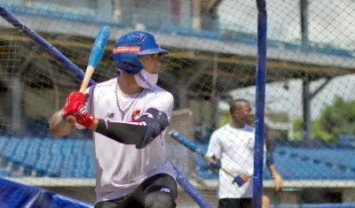 Robinson Cabrera, pelotero venezolano de Caimanes. 